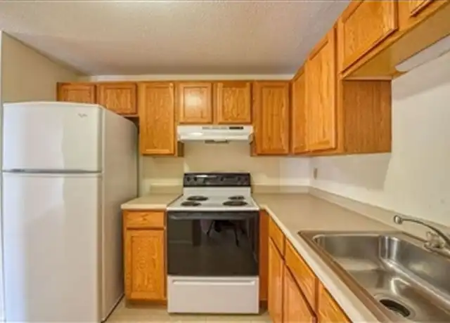 Property at 35 Longworth Ave #14, Brockton, MA, 02301, 2 beds, 1 bath, [object Object]