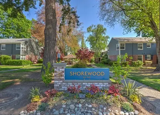 Photo of 3209 Shorewood Dr, Mercer Island, WA 98040