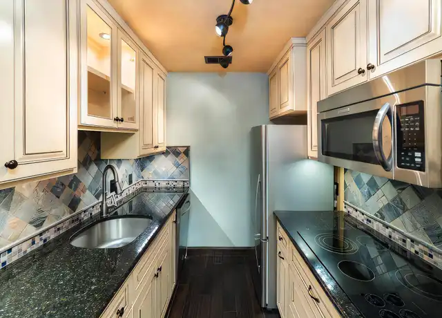 Property at 500 E Riverside Dr #111, Austin, TX, 78704, 1 bed, 1 bath, [object Object]
