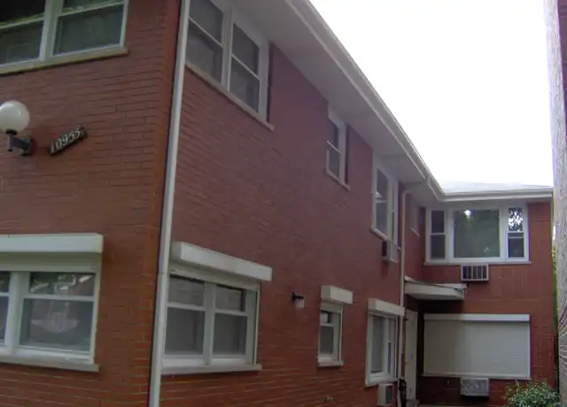 Property at 10955 S Vernon Ave, Chicago, IL, 60628, 2 beds, 1 bath, [object Object]