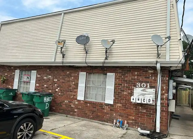 Property at 301 Zinnia Ave Unit B, Metairie, LA, 70001, 2 beds, 1.5 baths, [object Object]