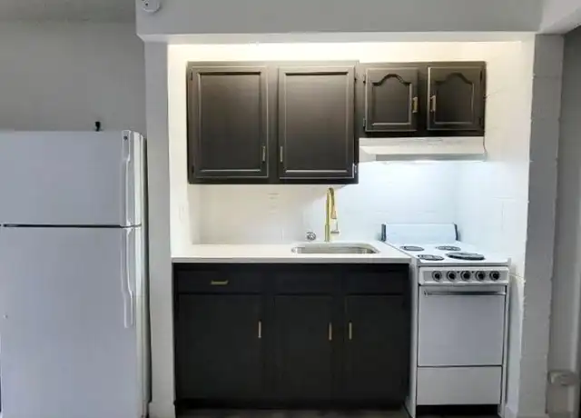 Property at 1803 S Cascade Ave Unit 9, Colorado Springs, CO, 80905, 1 bed, 1 bath, [object Object]