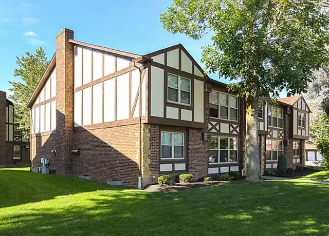 Property at London Towne Apartments - 4453 Chestnut Ridge Rd, Buffalo, NY, 14228, 1-2 bed, 1 bath, [object Object]