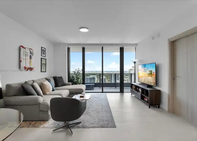Property at 1000 Brickell Plz #3610, Miami, FL, 33131, 1 bed, 1.5 baths, [object Object]
