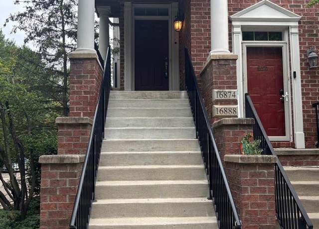 Photo of 16874 Farmington Rd, Livonia, MI 48154