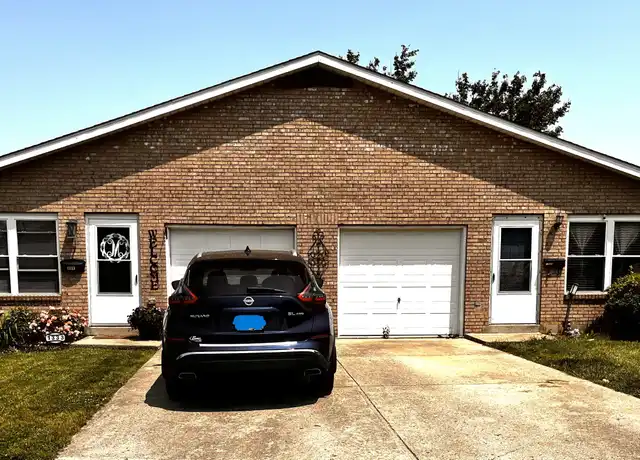 Property at 1335 Seneca Dr, Xenia, OH, 45385, 2 beds, 1 bath, [object Object]