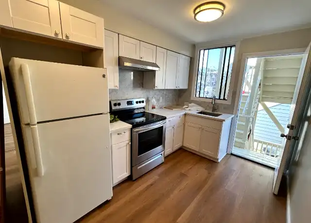 Property at 155 Sickles Ave, San Francisco, CA, 94112, 3 beds, 1 bath, [object Object]