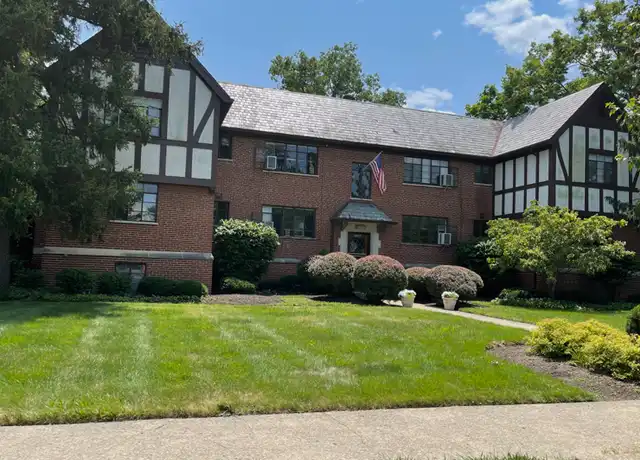Property at 6807 Wooster Pike, Cincinnati, OH, 45227, 1 bed, 1 bath, [object Object]
