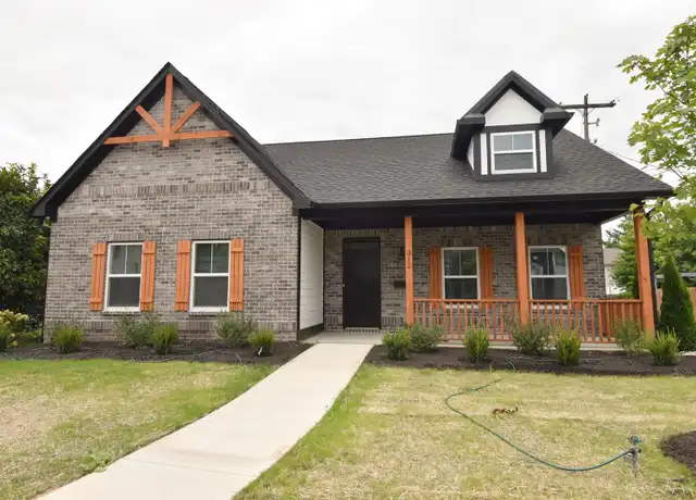 Property at 312 W Staat St, Fortville, IN, 46040, 3 beds, 2 baths, [object Object]