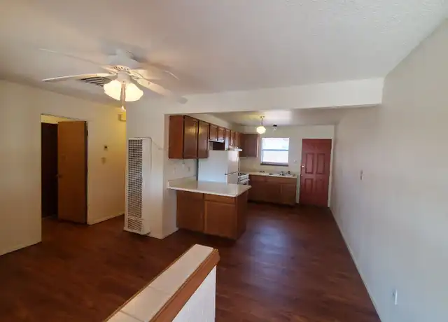 Property at 2507 Pecan Dr Unit B, Alamogordo, NM, 88310, 2 beds, 1 bath, [object Object]