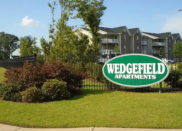 Property at Wedgefield Apartments - 1304 Checker Dr, Raeford, NC, 28376, 1 bed, 1 bath, [object Object]