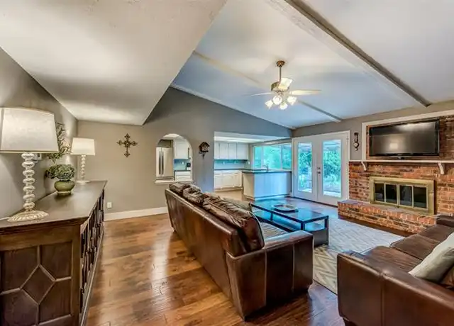 Property at 527 Woodhurst Dr, Coppell, TX, 75019, 3 beds, 2 baths, [object Object]