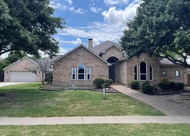 Property at 206 Chisholm Trl, Argyle, TX, 76226, 3 beds, 2 baths, [object Object]