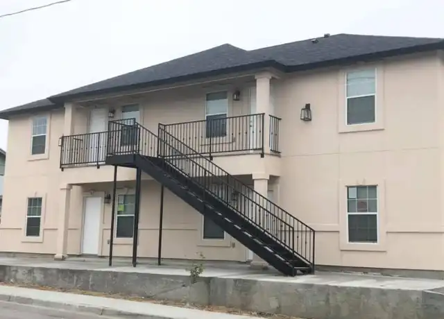 Property at 1102 Okane St, Laredo, TX, 78040, 2 beds, 1 bath, [object Object]