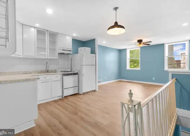 Property at 2531 S 13th St Unit 2, Philadelphia, PA, 19148, 2 beds, 1 bath, [object Object]