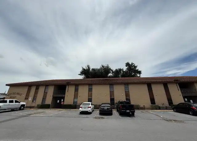 Property at 1921 S 8th St Unit 20, McAllen, TX, 78503, 2 beds, 2 baths, [object Object]