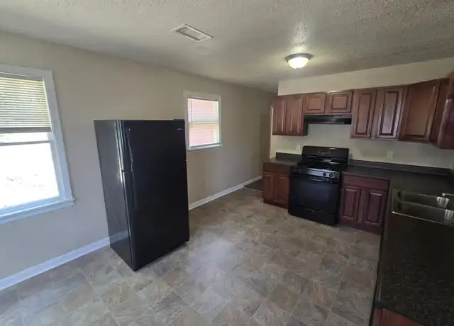 Property at 4512 Grand Ave, Little Rock, AR, 72204, 3 beds, 1.5 baths, [object Object]