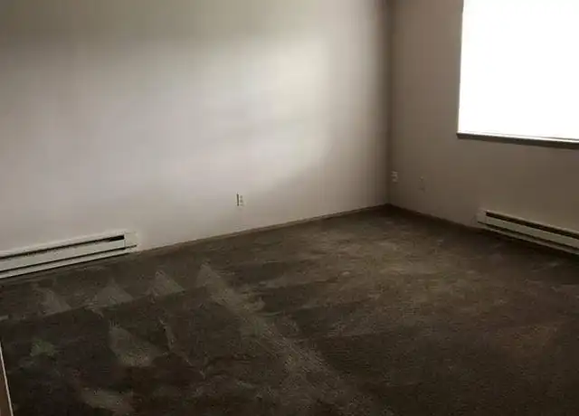 Property at 1170 S Elm St Unit 101, Colville, WA, 99114, 1 bed, 1 bath, [object Object]