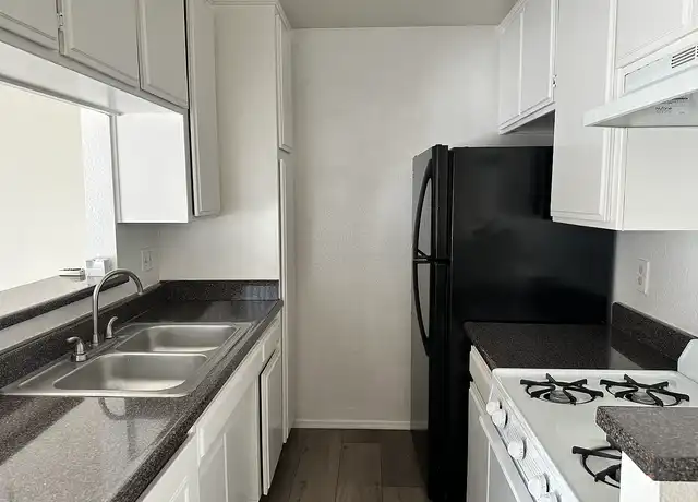 Property at 21821-21825 Saticoy - 21825 Saticoy St, Canoga Park, CA, 91304, 1 bed, 1 bath, [object Object]