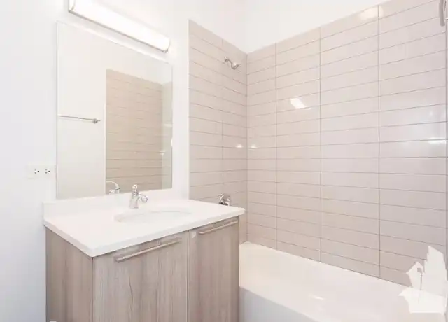 Property at 932 W Dakin St Unit 25, Chicago, IL, 60613, 3 beds, 2 baths, [object Object]