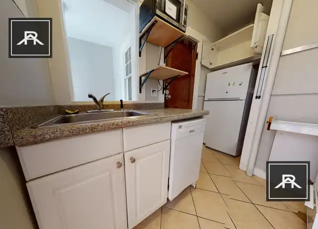 Property at 13 Story St Unit 3, Cambridge, MA, 02138, 2 beds, 1 bath, [object Object]