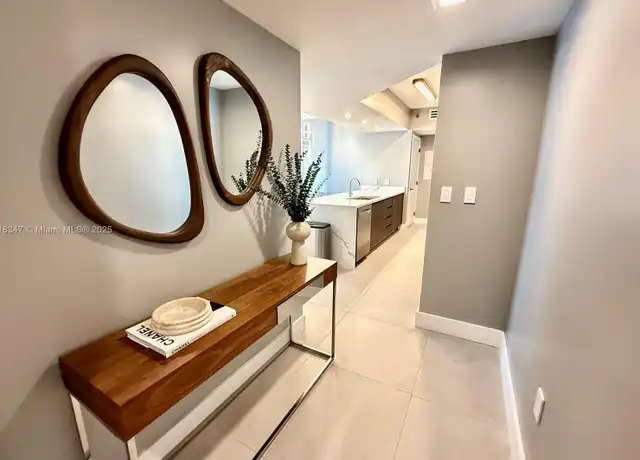 Property at 55 SE 6th St #3803, Miami, FL, 33131, 2 beds, 2 baths, [object Object]