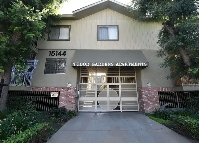 Property at 15144 Burbank Blvd, Sherman Oaks, CA, 91411, 1 bed, 1 bath, [object Object]