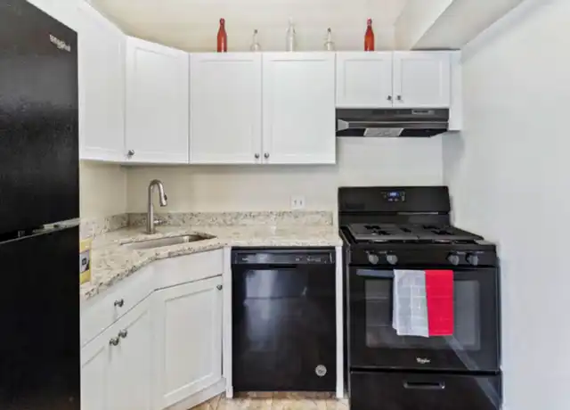 Property at The Enclave at Kings Orchard - 1221 Scotts Manor Ct, Odenton, MD, 21113, 1-2 bed, 1 bath, [object Object]