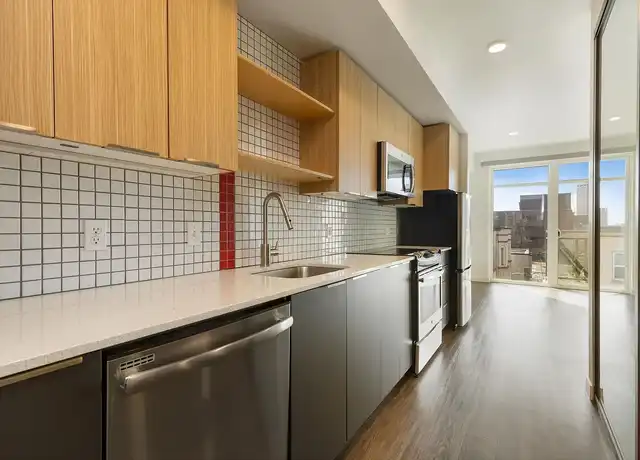 Property at 101 Broadway - 840 E Denny Way, Seattle, WA, 98102, 1 bed, 1 bath, [object Object]