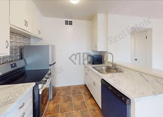 Property at 39 Roque Moraes Dr Unit 3, Mill Valley, CA, 94941, 2 beds, 1 bath, [object Object]