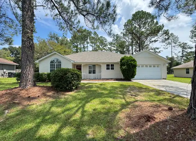 Property at 4023 Stratford Cir, Valdosta, GA, 31605, 4 beds, 2 baths, [object Object]