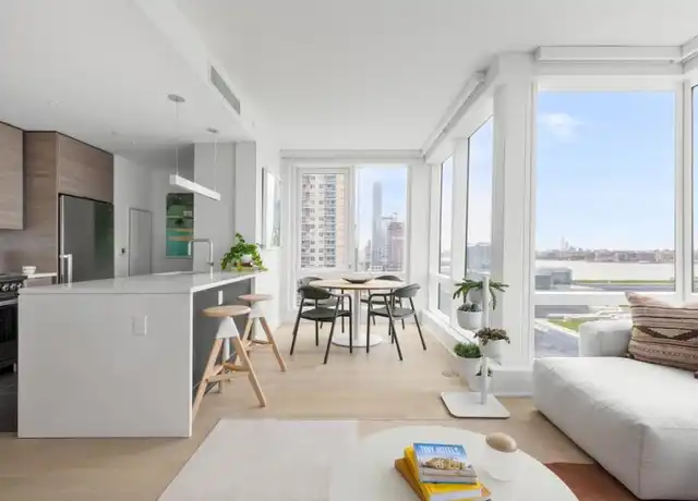 Property at 470 11th Ave, New York, NY, 10018, 2 beds, 2 baths, [object Object]