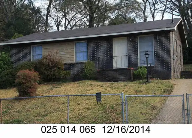 Property at 809 Ragland Ct, Columbus, GA, 31906, 3 beds, 1 bath, [object Object]