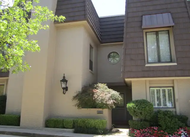 Property at 4112 Coletta Dr Unit 4112, Oklahoma City, OK, 73120, 2 beds, 3 baths, [object Object]