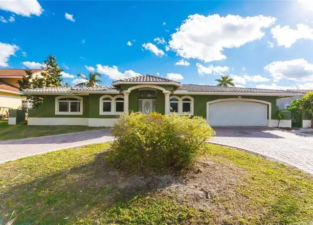 Property at 2732 NE 10th St, Pompano Beach, FL, 33062, 5 beds, 4 baths, [object Object]