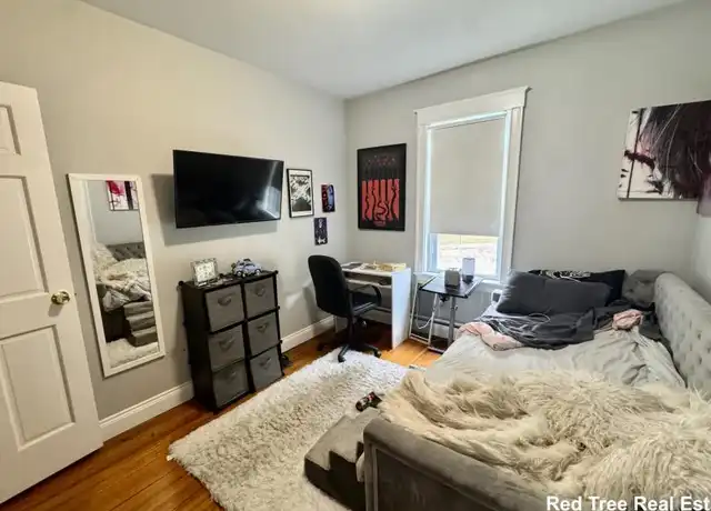 Property at 51 Montebello Rd, Jamaica Plain, MA, 02130, 2 beds, 1 bath, [object Object]
