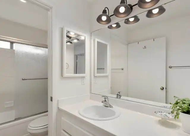Property at 6174 Agee St, San Diego, CA, 92122, 1 bed, 1 bath, [object Object]
