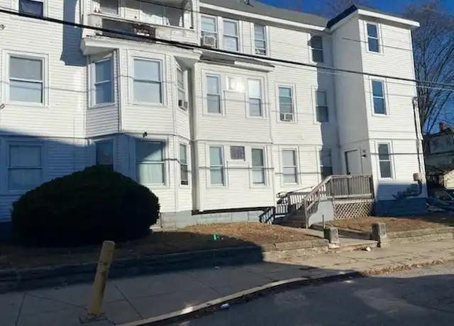 Property at 143 2nd Ave Unit 3L, Woonsocket, RI, 02895, 2 beds, 1 bath, [object Object]