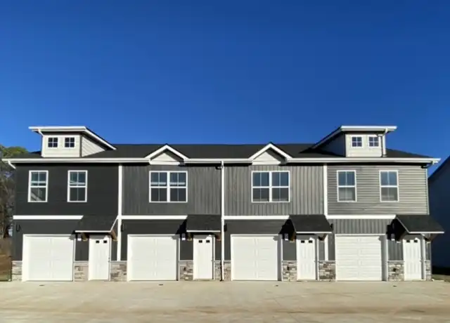 Property at 1039 Glenkirk Dr, Clarksville, TN, 37042, 2 beds, 1.5 baths, [object Object]