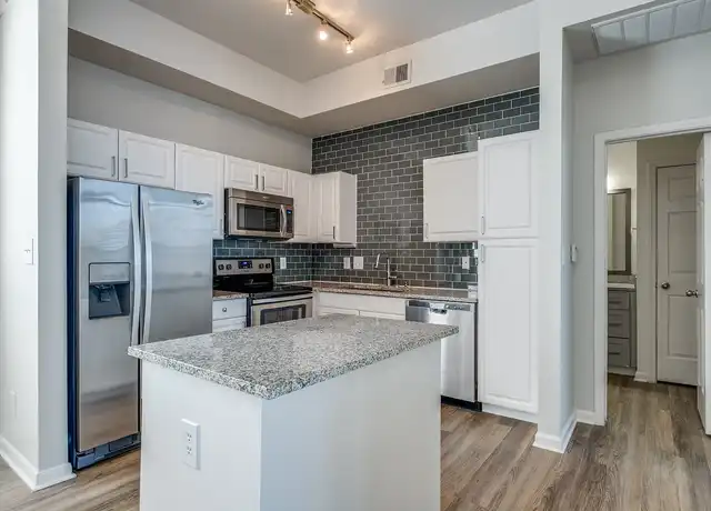 Property at Gateway East at the Arts District - 910 Texas St, Dallas, TX, 75204, 1-3 bed, 1-2 bath, [object Object]
