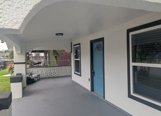 Property at 4902 McKinney St, Houston, TX, 77023, 4 beds, 1.5 baths, [object Object]