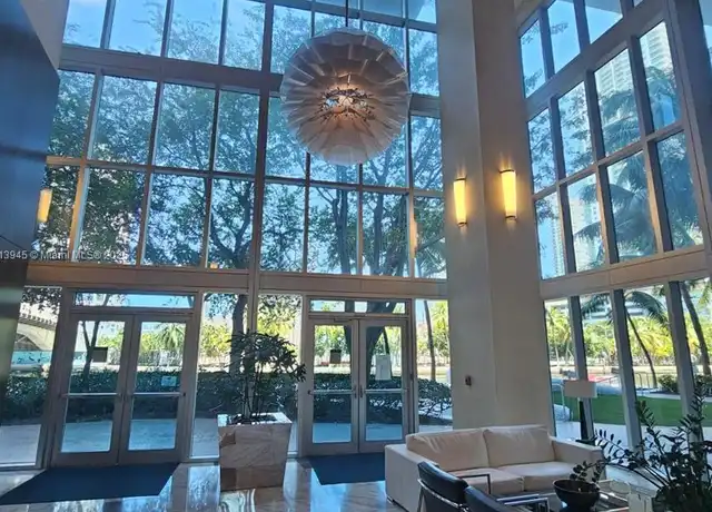 Property at 185 SW 7th St #2606, Miami, FL, 33130, 0 beds, 1 bath, [object Object]