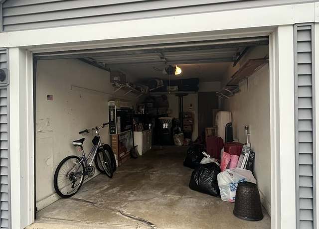 Photo of 759 Sterling Ct Unit B1, Bartlett, IL 60103