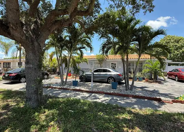 Property at 2660 SW 92nd Ave Unit 2660, Miami, FL, 33165, 4 beds, 2 baths, [object Object]
