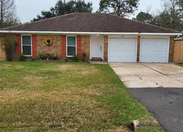 Property at 2015 Redwood St, Kemah, TX, 77565, 4 beds, 2 baths, [object Object]