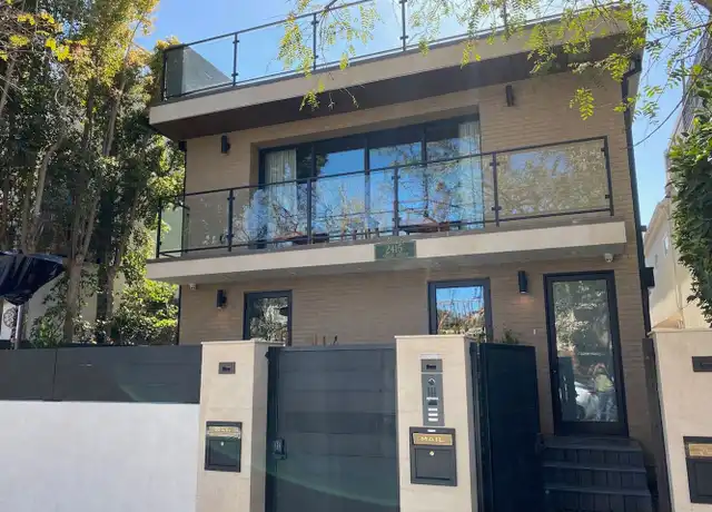 Property at 2415 Ocean Ave, Venice, CA, 90291, 0 beds, 1 bath, [object Object]