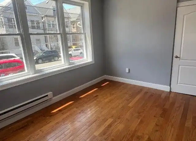 Property at 154 W 54th St Unit 1BR, Bayonne, NJ, 07002, 1 bed, 1 bath, [object Object]