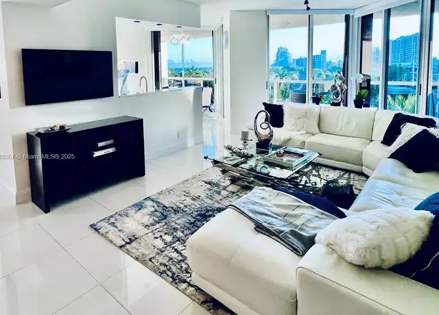Property at 3100 N Ocean Blvd #606, Fort Lauderdale, FL, 33308, 2 beds, 2 baths, [object Object]