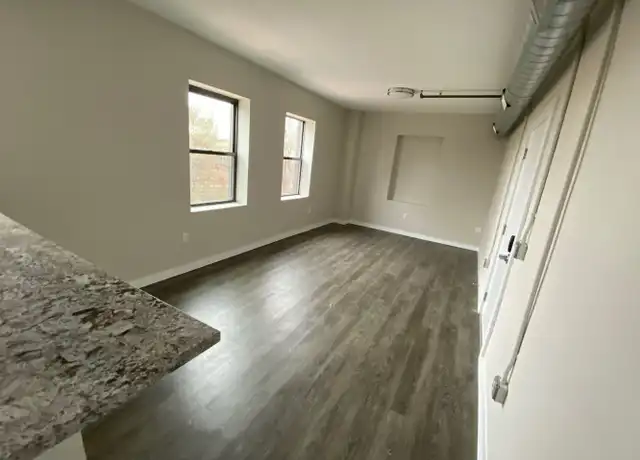 Property at 1435 State St Unit 206, New Haven, CT, 06511, 1 bed, 1 bath, [object Object]