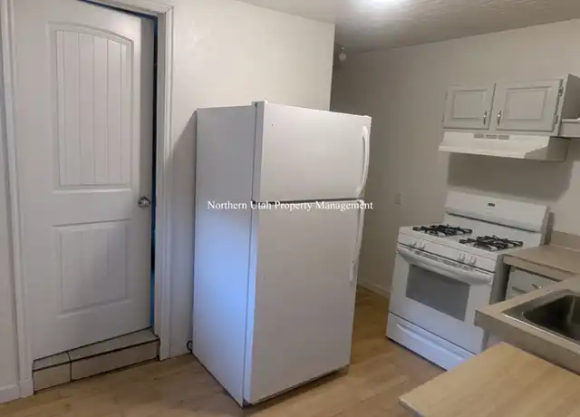 Property at 425 E 4th Ave Unit 4, Salt Lake City, UT, 84103, 1 bed, 1 bath, [object Object]